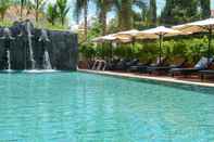 Swimming Pool Royal Crown Hotel Siem Reap