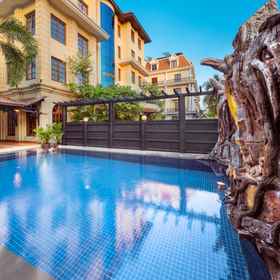 皇家皇冠酒店暹粒 1, 酒店 中央市场