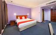 Bilik Tidur 4 SUPER OYO 472 Comfort Hotel 1