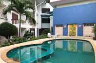 Kolam Renang Neptuna Hotel (SHA Plus+) by Maduzi