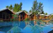 สระว่ายน้ำ 7 Wah Resort Gili Trawangan