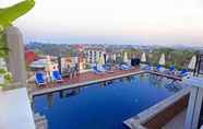 Swimming Pool 6 HARI Residence & Spa