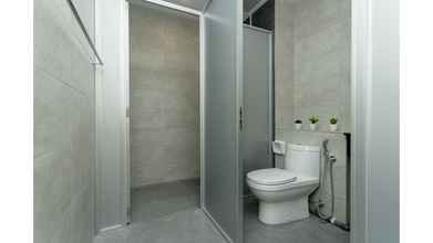 Toilet Kamar 4 Sweet and Relaxing Homestay for 9 Pax and above