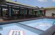 Swimming Pool 4 Hotel Wisma Gaya 1-4 Bandungan