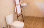In-room Bathroom 7 Agasta Villa