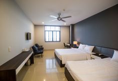 Bilik Tidur 3 My Khe 2 DaNang Seafront Hotel