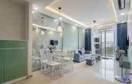 Accommodation Services 6 21st Century Symphony Apartment