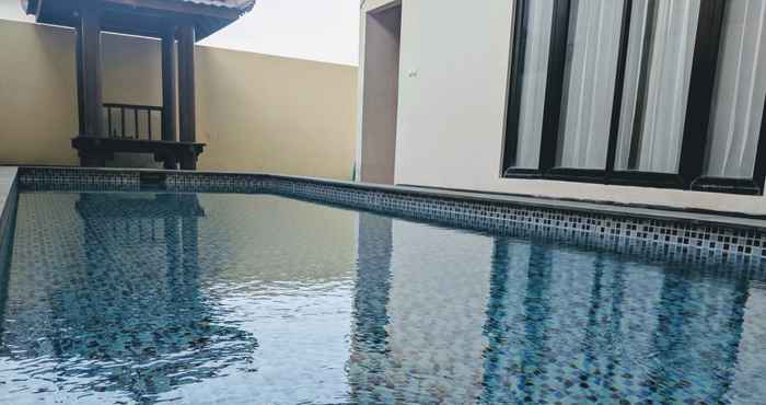สระว่ายน้ำ Villa Zakiya 5 Bedrooms