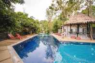 Swimming Pool The Dearly Koh Tao Hostel - PADI Dive Center