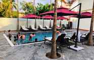 Kolam Renang 7 Villa Mahasok Hotel