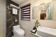 In-room Bathroom Trang Trang Boutique Hotel