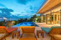 Kolam Renang Villa Skyfall Phuket