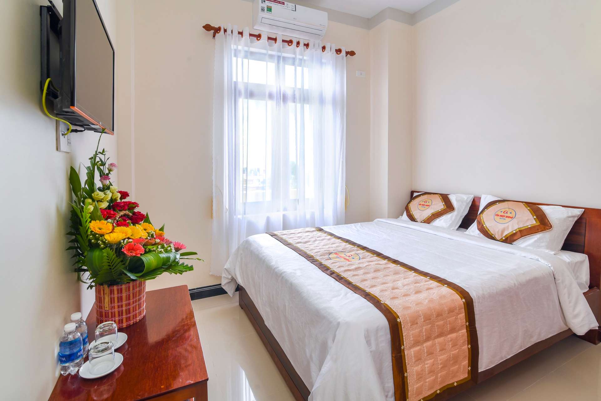 Tan Nhat Suong Hotel - Khách sạn gần sân bay Phù Cát giá dưới 1.000.000 VND