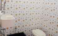 Toilet Kamar 7 Rumah Elok Homestay