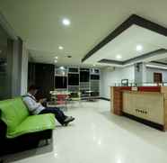 Lobi 5 Hotel New Pesona