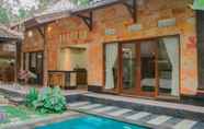 Swimming Pool 4 Karunia House Ubud