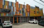 ภายนอกอาคาร 6 Hotel Indah Kendari