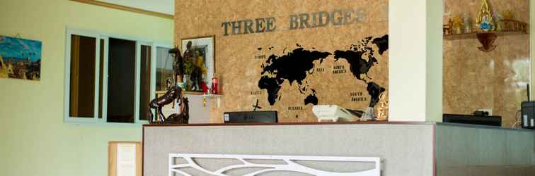 ล็อบบี้ Three Bridges Hotel