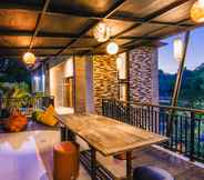 Bar, Cafe and Lounge 7 Mai Hostel Lembongan