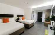 Bilik Tidur 3 Privato Hotel Makati