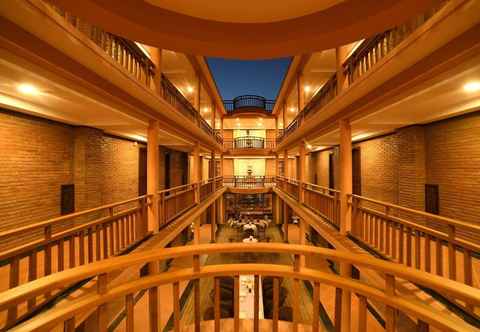 Lobby Bagan View Hotel