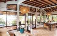 Common Space 7 Villa Art hill - A little bali in PUNCAK