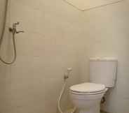 In-room Bathroom 7 Villa Permata Aftha Batu