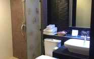 Toilet Kamar 5 Mandy Nok