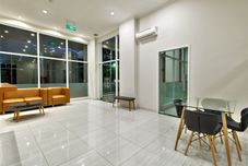 Lobby Lenna RESIDENCE PREMIERE