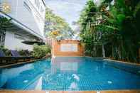 Swimming Pool Chheng Residence