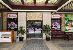 Lobby 2 RedDoorz Plus Near Gold Coast Ferry Terminal Batam