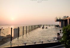 สระว่ายน้ำ 4 The Base Pool Sky Panorama sea view 606