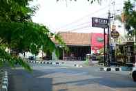 Nearby View and Attractions Zara Syariah Guest House