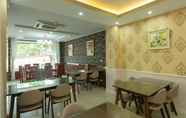 Nhà hàng 7 Truong Son Hotel 