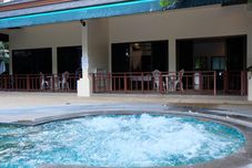 游泳池 Rawai Suites Phuket