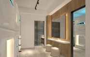 In-room Bathroom 4 L'etoile de Mer - Capsule Hotel