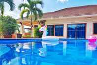 Kolam Renang Ao Nang Family Pool Villa