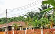 Exterior 4 Ao Nang Family Pool Villa