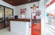 Lobi 6 RedDoorz Plus @ JNV Dream Hotel Subic Zambales - Vaccinated Staff 