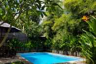 Swimming Pool Kampoeng Bamboo