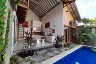 Lobi Villa Kayu Manis