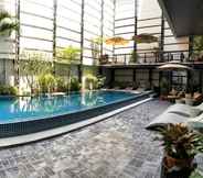 Swimming Pool 7 HH Hotel & Sky Bar