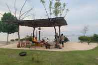 บาร์ คาเฟ่ และเลานจ์ Thamarind Resort Gili Gede