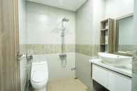 ห้องน้ำภายในห้อง Hoang Anh Hotel & Apartment