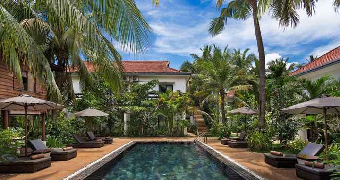 Swimming Pool Apsara Greenland Boutique Hotel