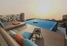 Swimming Pool 6 Icon Saigon - LifeStyle Design Hotel