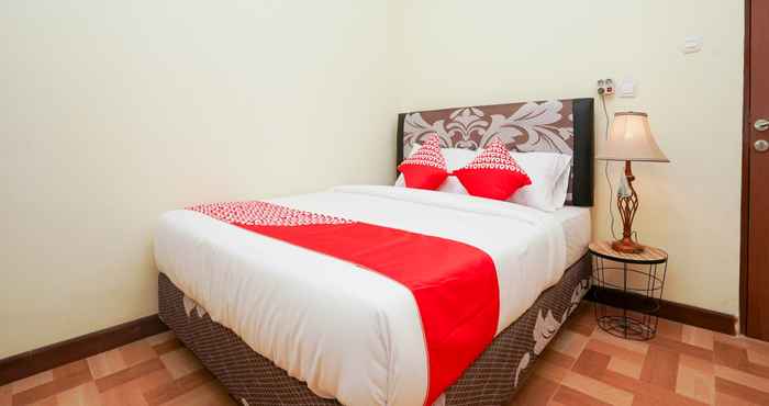 Kamar Tidur OYO 1856 Ale Homestay