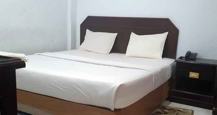 Kamar Tidur OYO 2109 Hotel Chitra