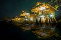 Bangunan Pondok Bamboo Villa