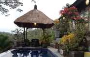 Kolam Renang 2 Green Spirit Villa